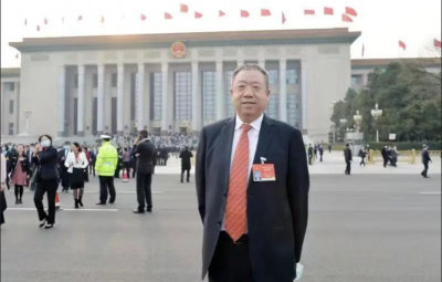 全國(guó)人大代表、寶泰隆董事長(zhǎng)焦云帶來5份建言，建議對(duì)東北企業(yè)開啟上市“綠色通道”
